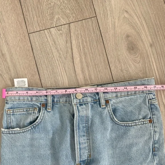 Reformation Light Blue High Rise Jeans - Picture 5 of 8